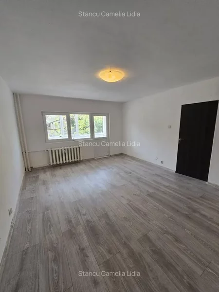 Teatrul Masca, Uverturii,